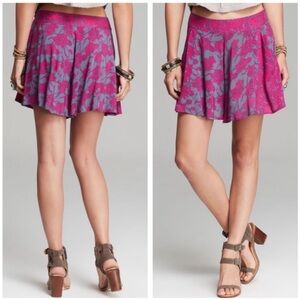 Free People Sheila Pink And Gray Floral Shorts Size 6